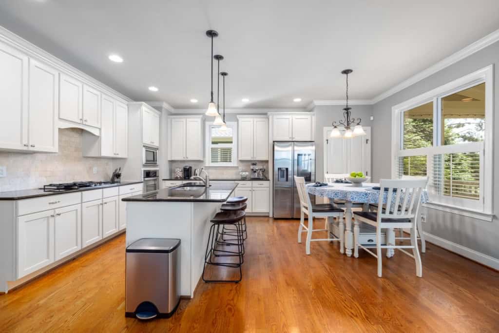 How Long Does It Take to Stage a Home? A Room-by-Room Guide